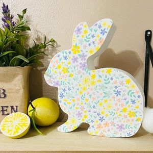 Adorable Easter/Spring Bunny (Tiered Tray & More)